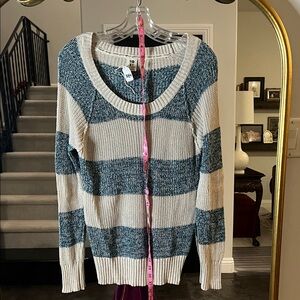 Roxy Striped V-Neck Knit Sweater in Teal and Cream